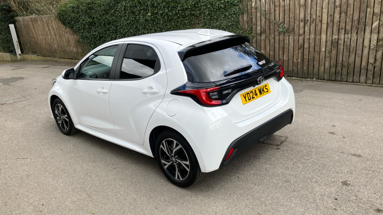 Toyota Yaris 1.5 Hybrid Design 5dr CVT Hybrid Hatchback